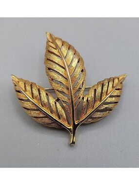 Vintage Alan J Stylized Leaf Brooch Bright Brushed Gold Tone Open Metal Work